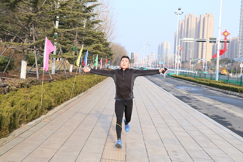 聯(lián)橋集團(tuán)2019春季越野賽燃情開賽(圖21)