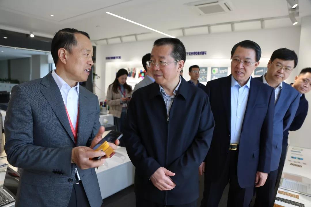 威海市委常委、市紀(jì)委書記、市監(jiān)委主任傅遜到聯(lián)橋集團(tuán)調(diào)研