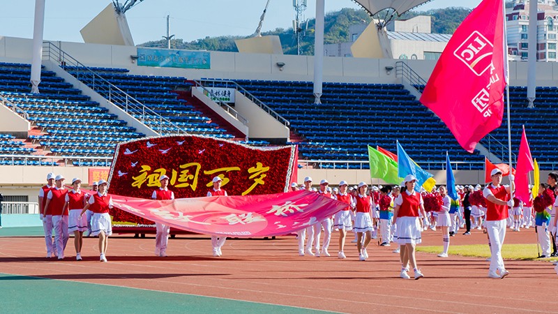 追求卓越，奮勇爭先，聯(lián)橋集團在高新區(qū)第九屆運動會上精彩綻放 奪得團體亞軍(圖2)