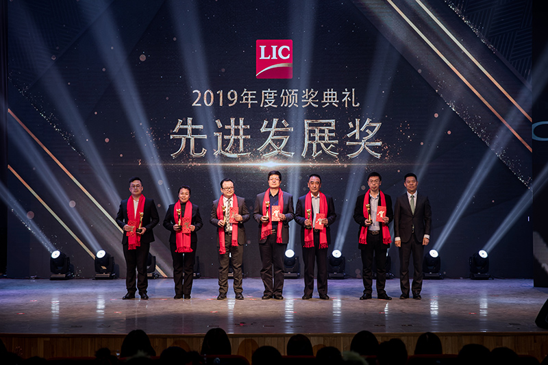 同心筑夢(mèng)，攜手奮進(jìn)——聯(lián)橋集團(tuán)2019感恩年會(huì)隆重舉行(圖8)