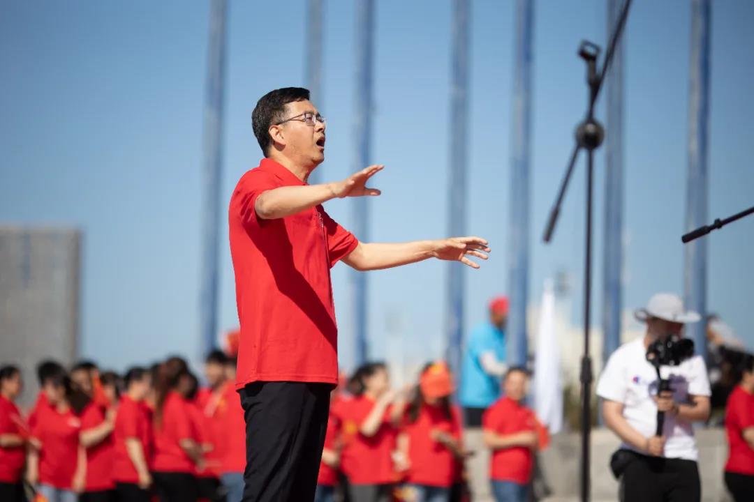 聯(lián)橋集團黨委舉辦“光耀先鋒·致敬力量”慶祝建黨100周年活動(圖6)